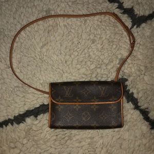 LV Fannypack